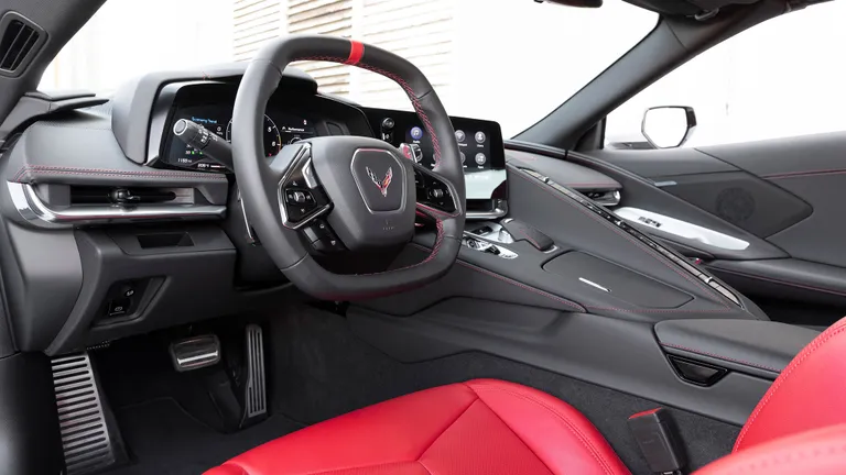 2020-chevrolet-corvette-1lt-3