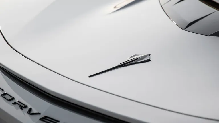 2020-chevrolet-corvette-1lt-30
